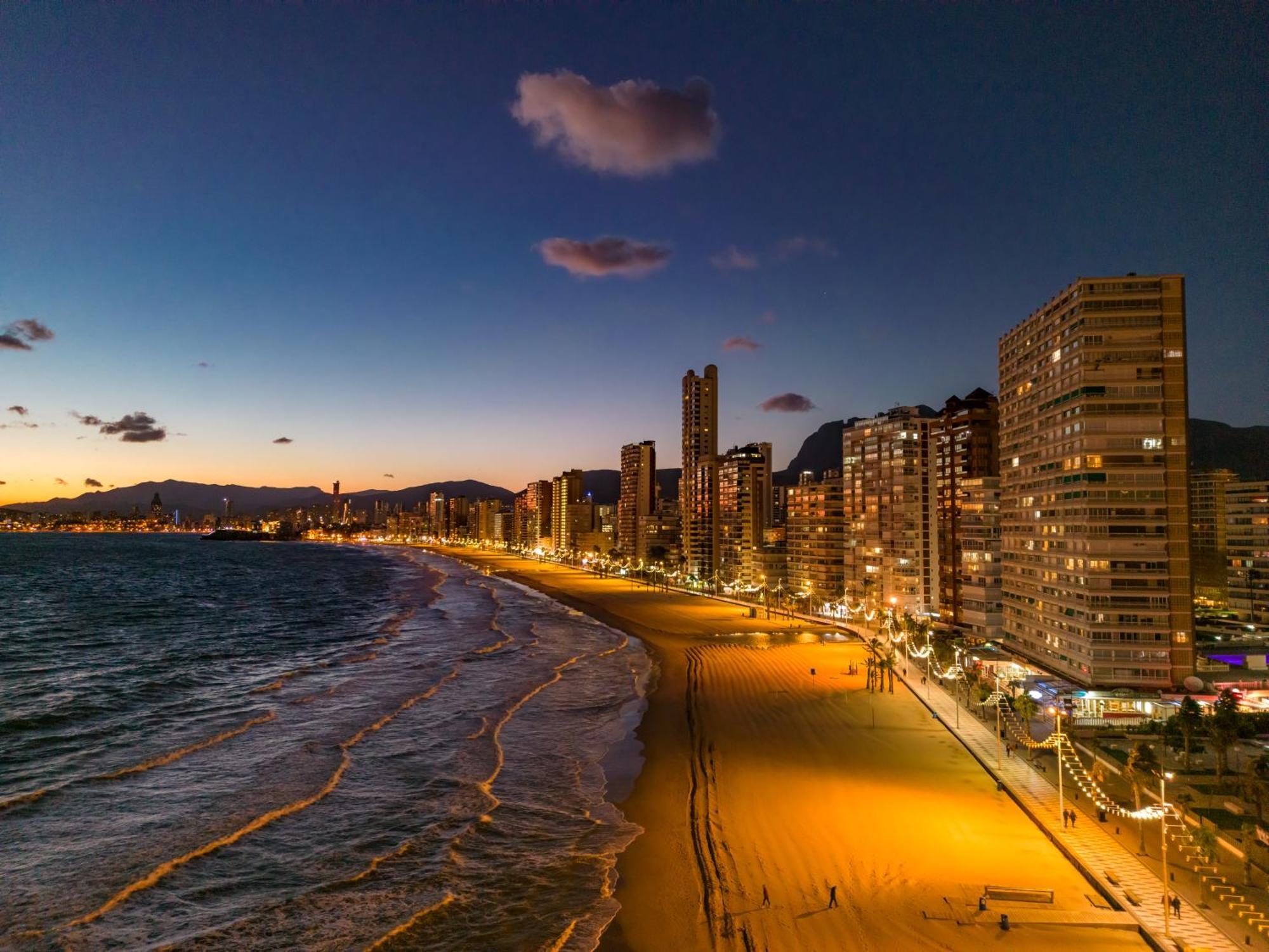 Three Bedrooms Apart In Benidorm Near Beach And Strip Exterior foto
