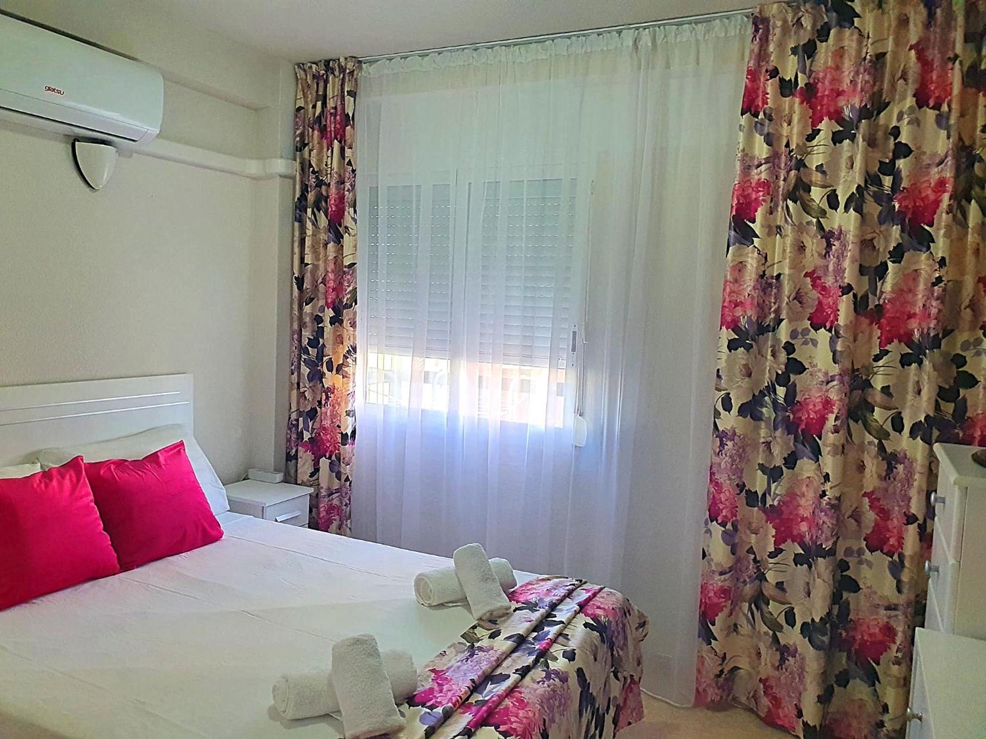 Three Bedrooms Apart In Benidorm Near Beach And Strip Exterior foto